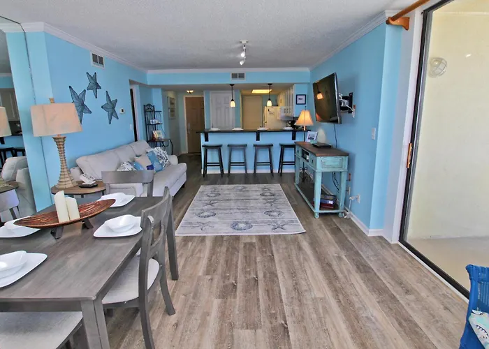 Apartment Whaler 5c By Youngs Suncoast *