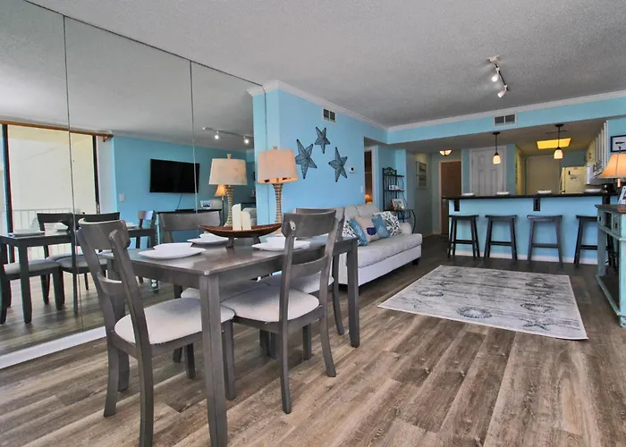 Apartment Whaler 5c By Youngs Suncoast