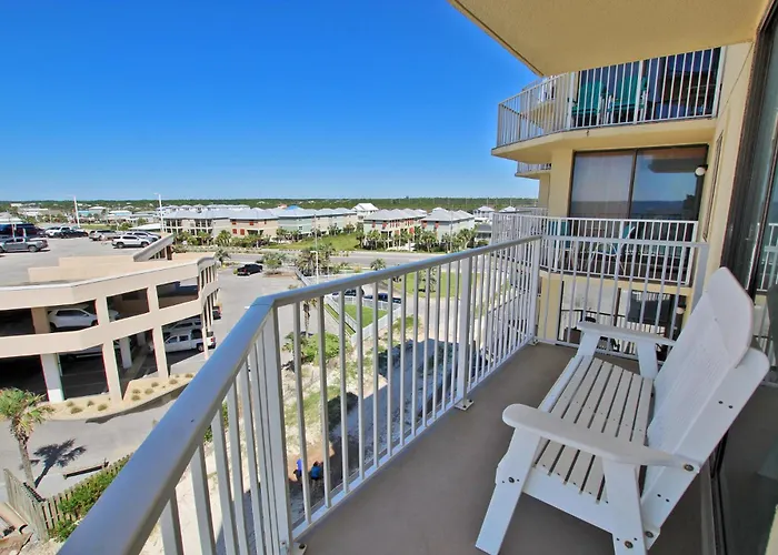 Whaler 5c By Youngs Suncoast Apartment