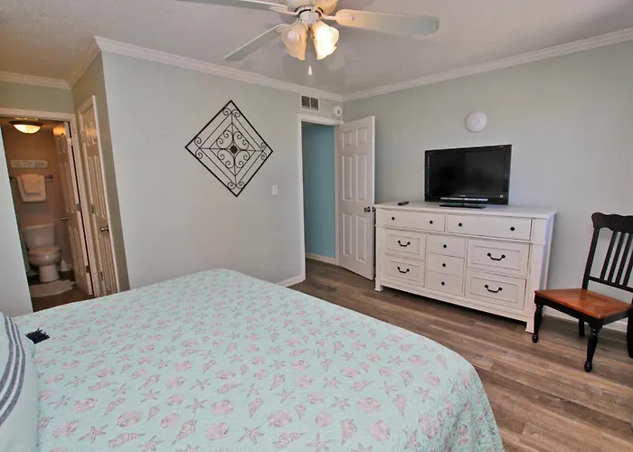 Whaler 5c By Youngs Suncoast Apartment *