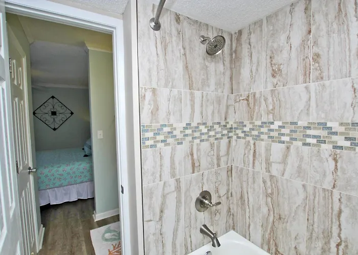 Whaler 5c By Youngs Suncoast * Gulf Shores
